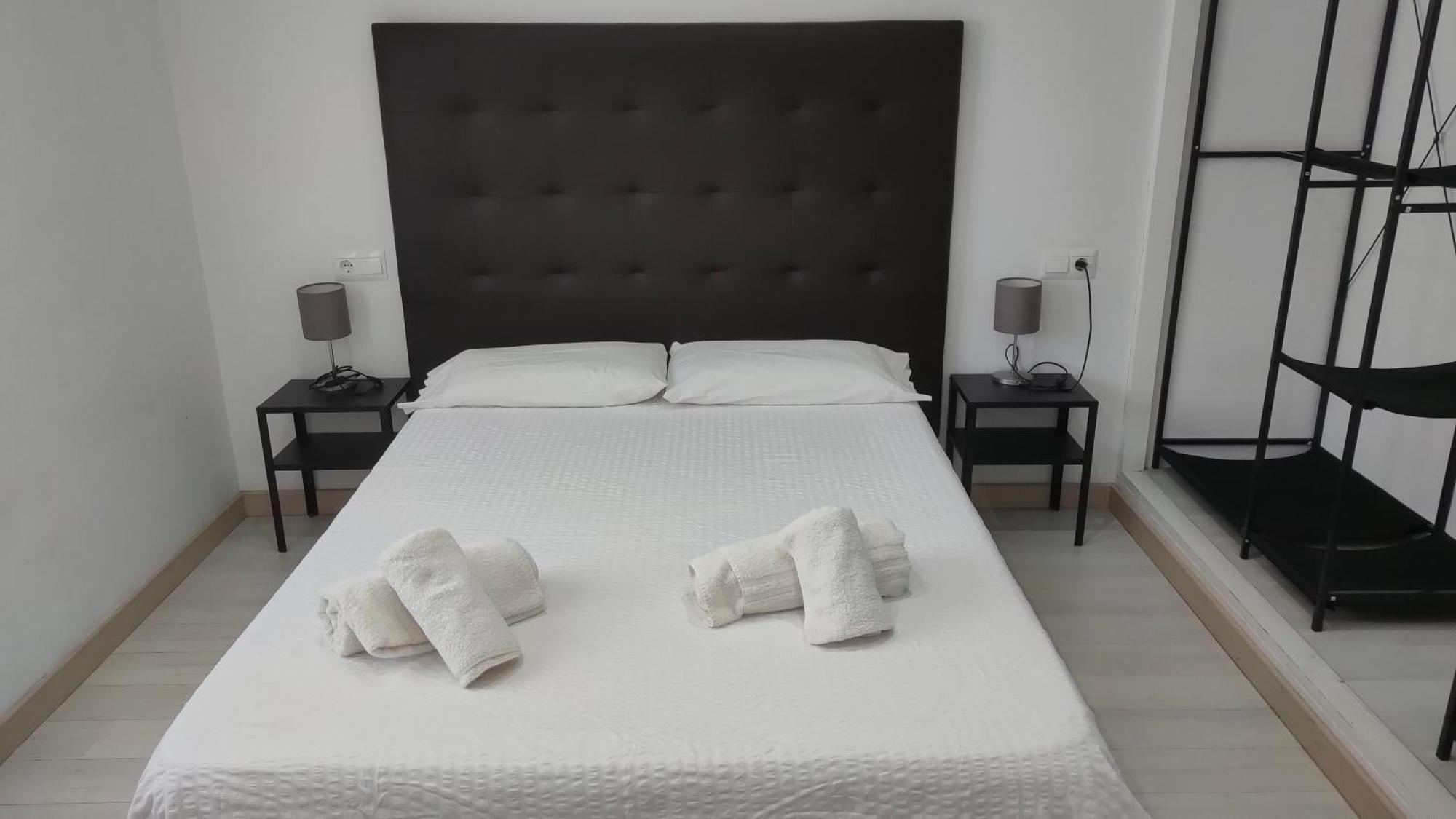 Appartamento Piso Con Parkinprivado Y A10Minutosdelaplayaandando Málaga Esterno foto