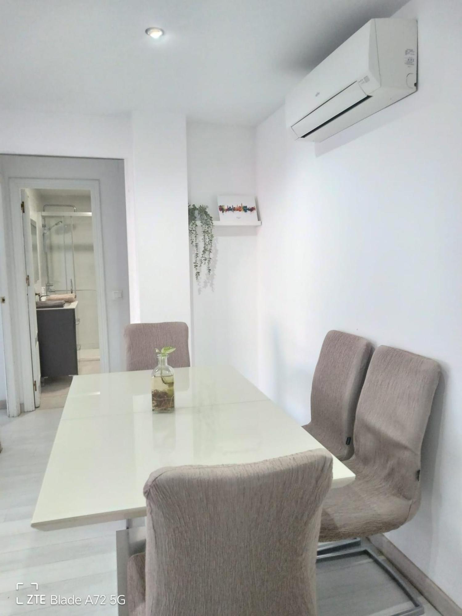 Appartamento Piso Con Parkinprivado Y A10Minutosdelaplayaandando Málaga Esterno foto